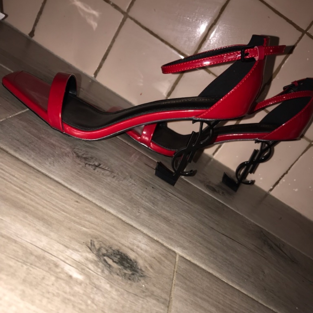 Ysl heel size 9